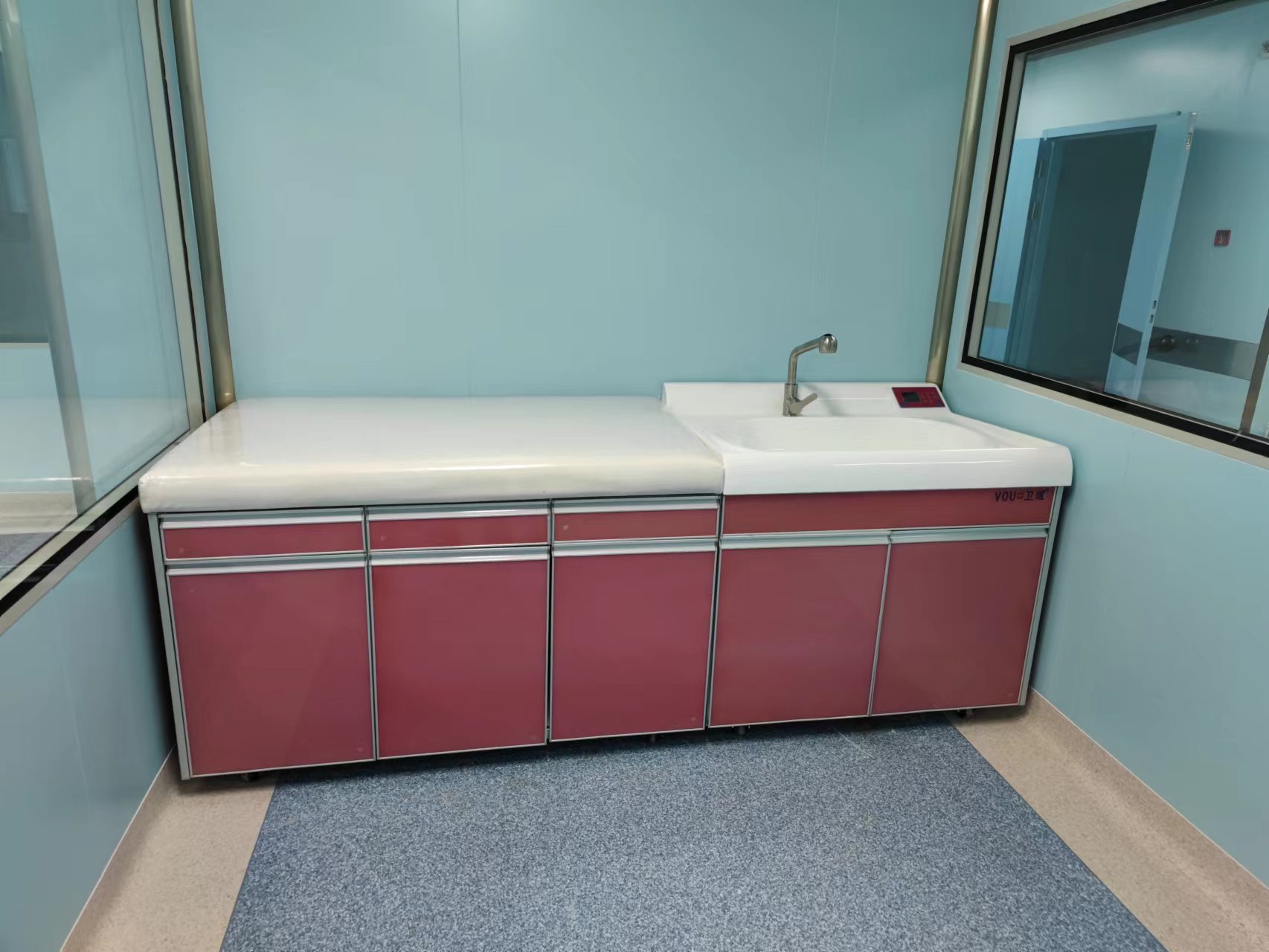 洗出健康，游出快樂(lè)——嬰兒洗浴設(shè)備